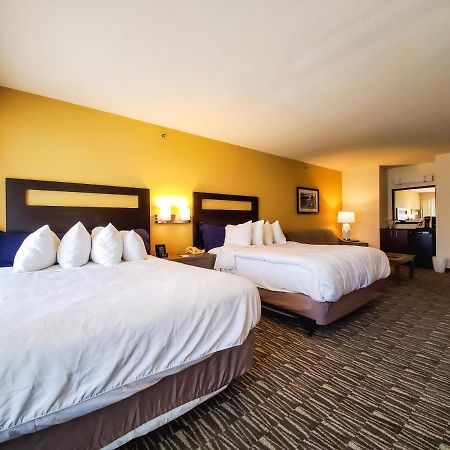 Best Western Plus Plaza Hotel Longmont Extérieur photo